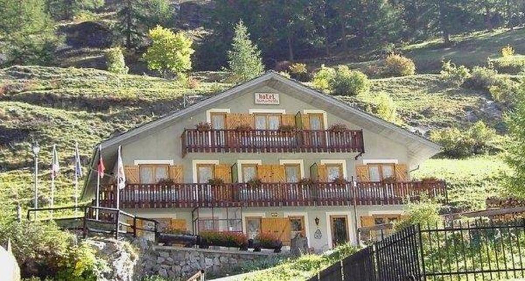 Готель Maison Des Myrtilles Вальгризанш Екстер'єр фото
